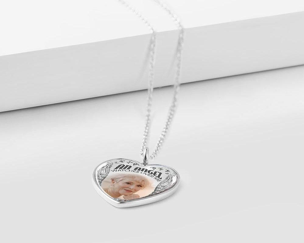 Personalized photo necklaces - Fondkeep