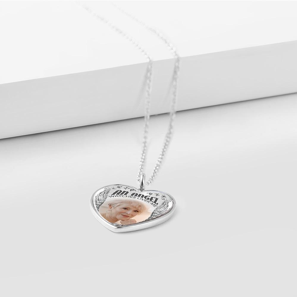 Personalized photo necklaces - Fondkeep